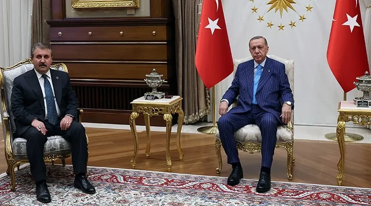 Cumhurbaşkanı Erdoğan'dan Mustafa Destici'ye tebrik
