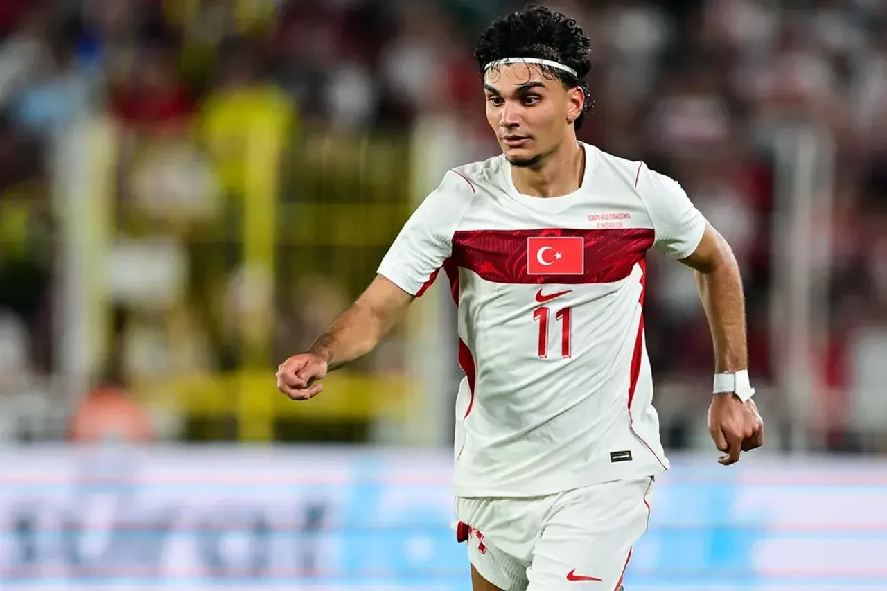Galatasaray'dan Can Uzun için tarihi teklif! Okan Buruk ısrarla onu istedi: Masaya konan rakam şoke etti