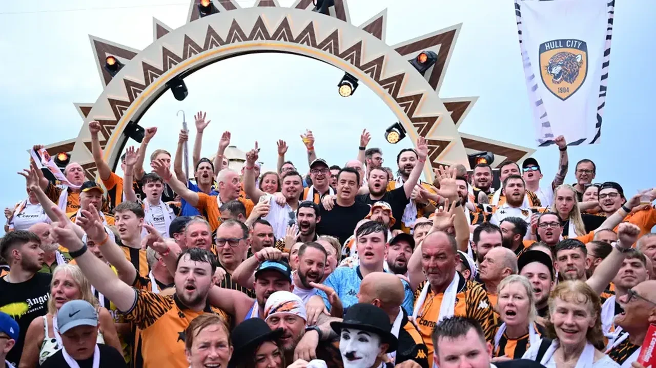 Hull City'nin yeni sezon bütçesi belli oldu! Acun Ilıcalı resmen açıkladı: 'İnce eleyip sık dokuyacağız'
