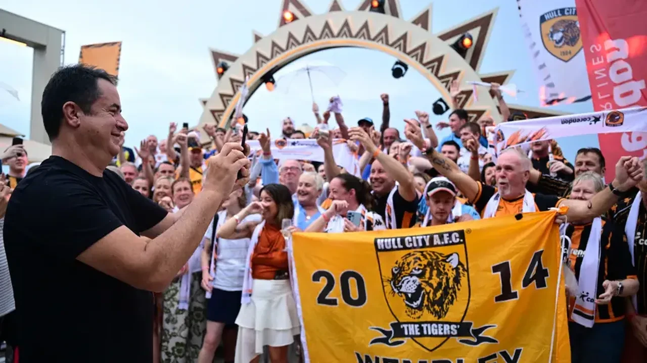 Hull City'nin yeni sezon bütçesi belli oldu! Acun Ilıcalı resmen açıkladı: 'İnce eleyip sık dokuyacağız'
