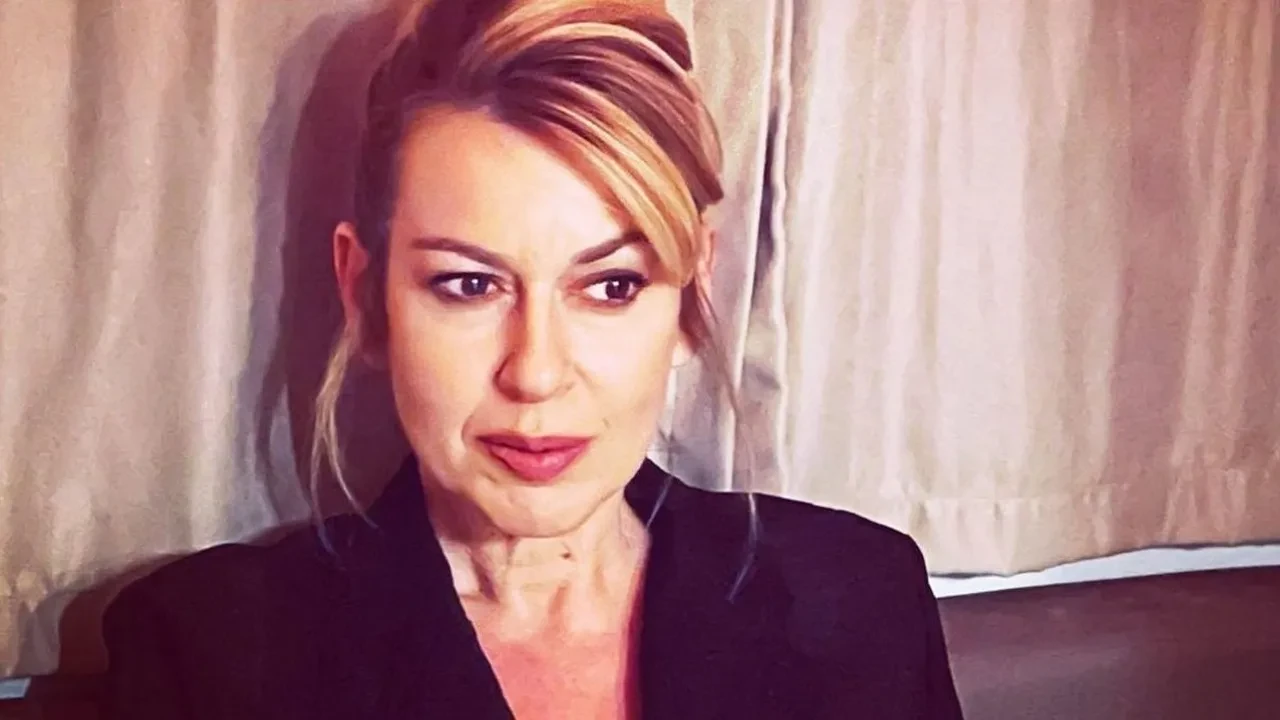İpek Tuzcuoğlu namaza nasıl başladığını ilk kez açıkladı! 'Çok utandım'