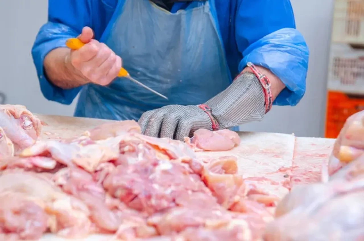 Mangal sezonu açıldı, fırsatçılar fahiş zam yaptı: Tavuk kanat fiyatları ikiye katlandı