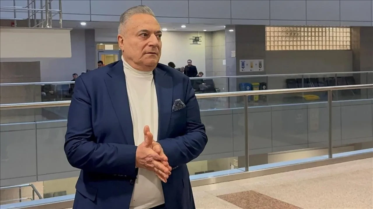 Mehmet Ali Erbil hakkında sürpriz aşk iddiası! Ünlü şovmenin gönlünü kaptırdığı yeni isim ortaya çıktı
