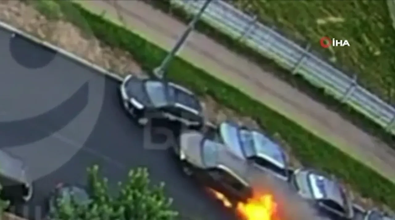 Rusya'da araca yerleştirilen patlayıcı infilak etti: Bombalı saldırıda sürücü öldü