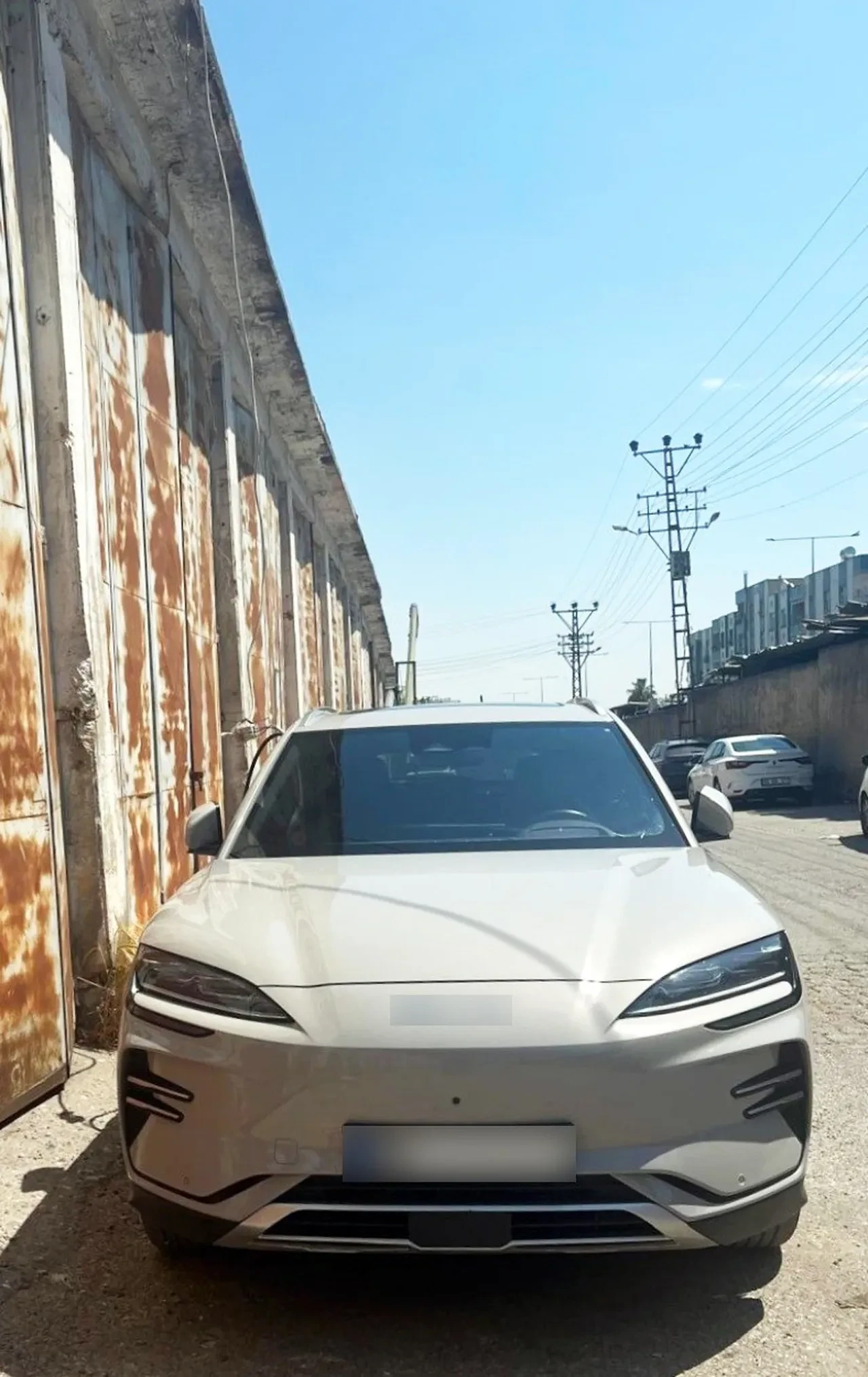 Şanlıurfa'daki denetimlerde şaşırtan olay: Kaçak elektrikle araç şarj istasyonu kurdular