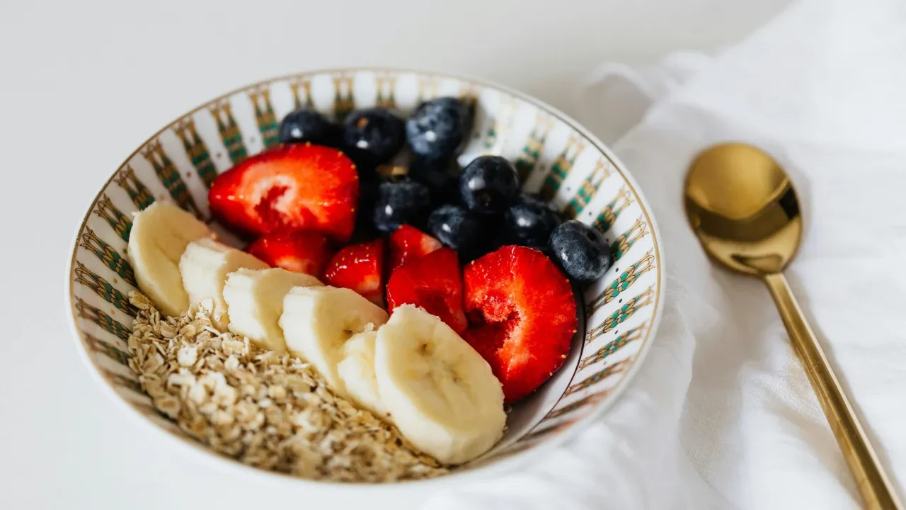 Sosyal medyayı sallayan "Oat-Zempic" akımı nedir? Yulaf suyu gerçekten zayıflatma iğnesi etkisi yapıyor mu?
