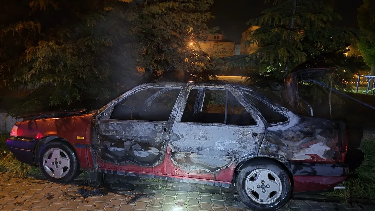 Araç sürücülerinin sıcaklarda korkulu rüyası! Uzmanı gizli tehlikeye karşı uyardı: İşte adım adım yapılması gerekenler