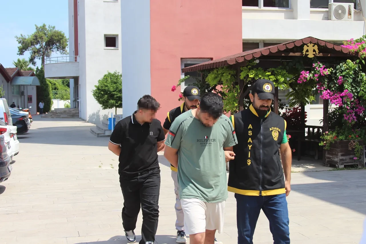 'Aşk büyüsü yapıyorum' diyerek yüzlerce kişiyi tuzağa çekti! Sahte hocanın tarifesi şoke etti