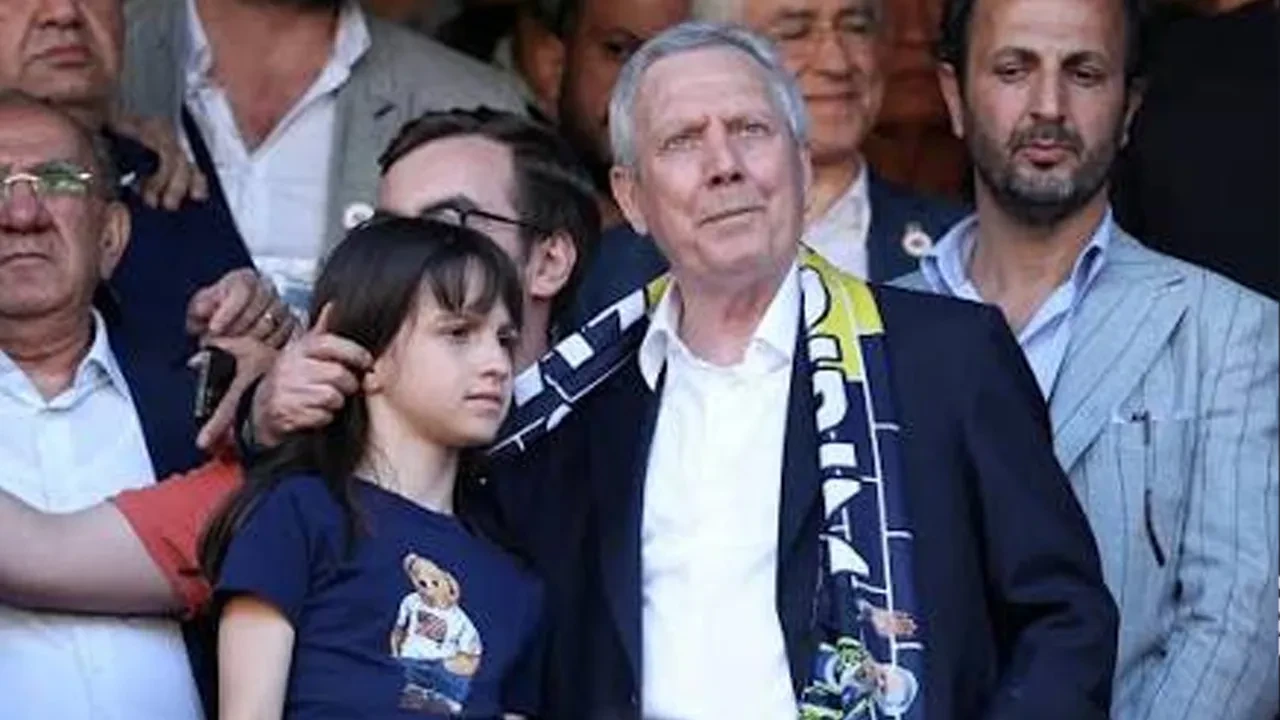 Aziz Yıldırım'ın evinde acı olay! Kızı Yaz Yıldırım'dan ölüm iddialarına açıklama