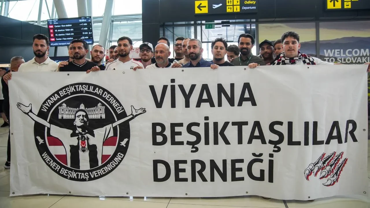 Beşiktaş, kamp için Slovakya'ya geldi