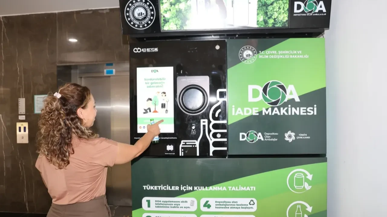 Boş şişeler artık para kazandıracak! ATM'den nakit olarak çekilecek