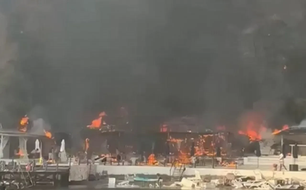 İstanbul'da korkutan yangınlar! Büyükada ve Beylikdüzü'nden alevler yükseliyor