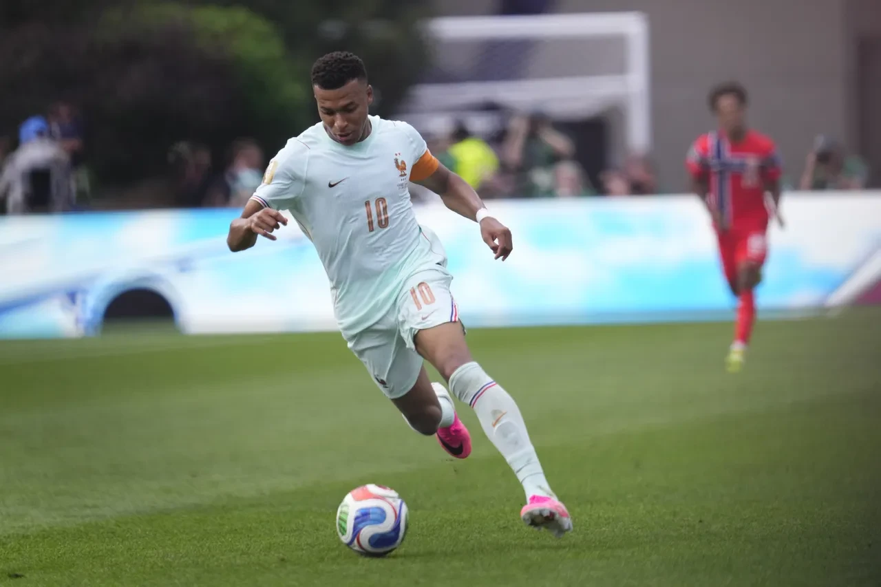 Dünya Kupası maç sonuçları: Mbappé şov yaptı, Messi'yi yakaladı!