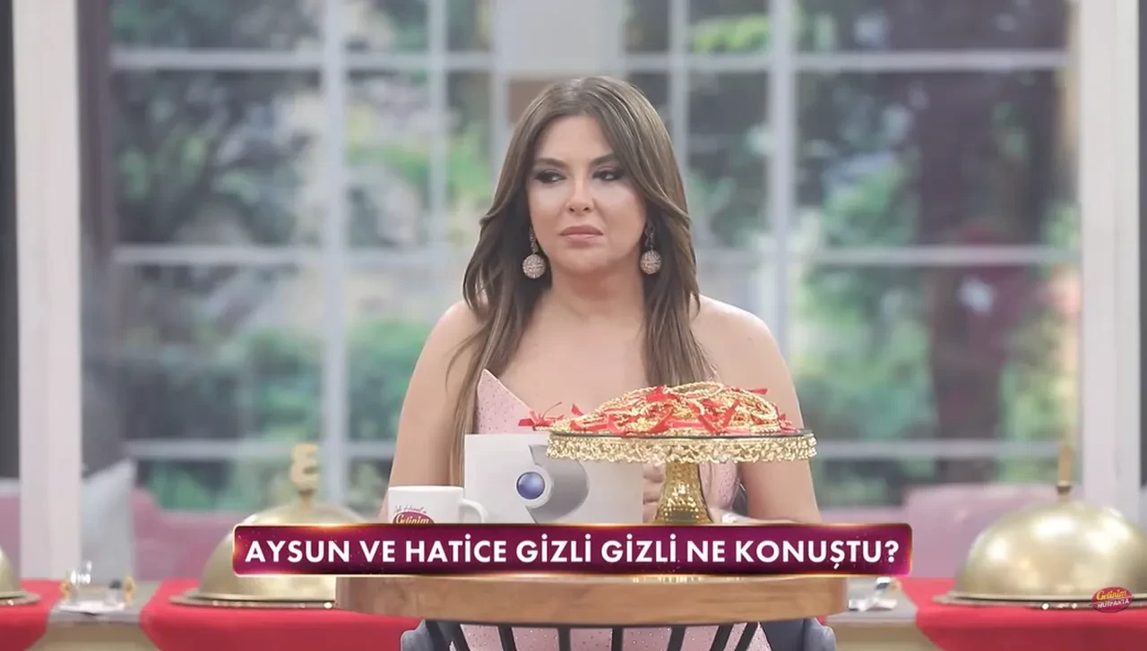 Gelinim Mutfakta'da Hatice ve Aysun'un gizli konuşması ortalığı karıştırdı! Cemile'yi hedef aldılar