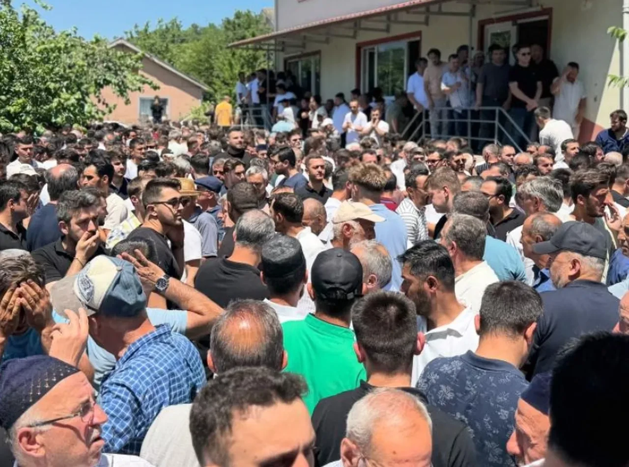 Göçükte hayatını kaybeden madenciyle ilgili kahreden detay! 2 ay sonra baba olacağı ortaya çıktı