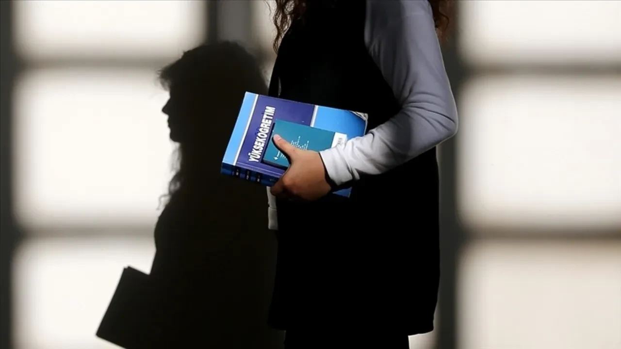 Üniversite adaylarına müjde! YÖK resmen açıkladı: Üniversitelere 16 yeni program açılıyor