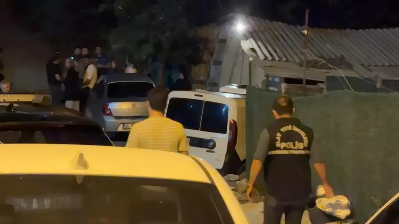 Arnavutköy'de dehşet: Uzaklaştırma kararına rağmen boşandığı eşini ve oğlunu katledip intihar etti