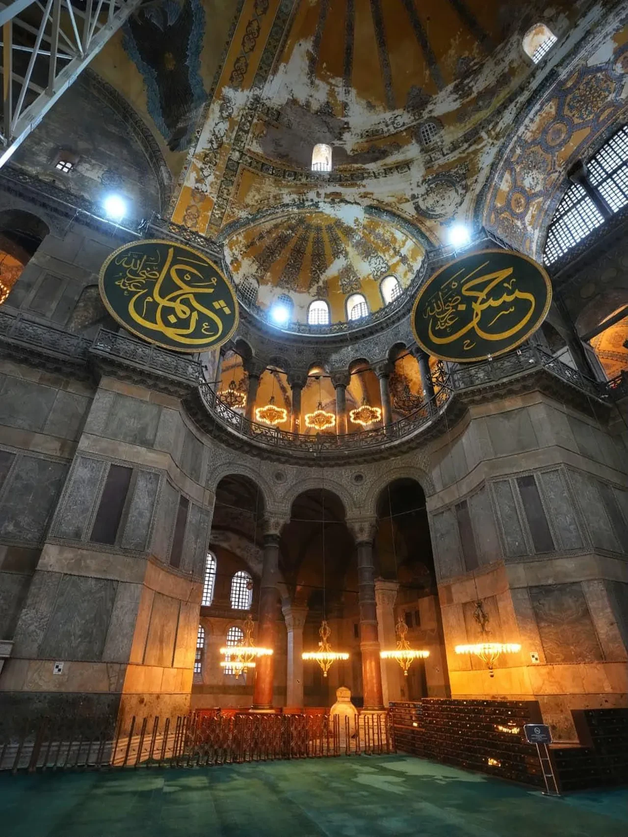 Bakan Ersoy'dan Ayasofya'nın yeniden ibadete açılışının 6. yılına özel paylaşım!