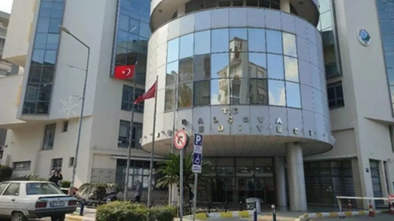 Balçova Belediyesi'nde başkanvekili Selahattin Yıldız oldu