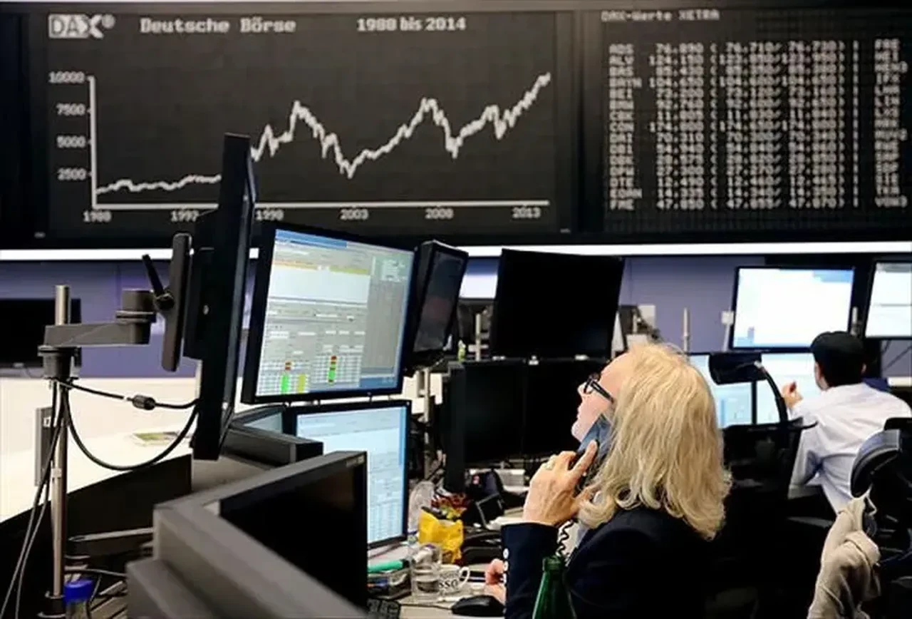 Dev kriz için ilk sinyaller geldi: Risk 2008 krizinin 4 katına çıktı!