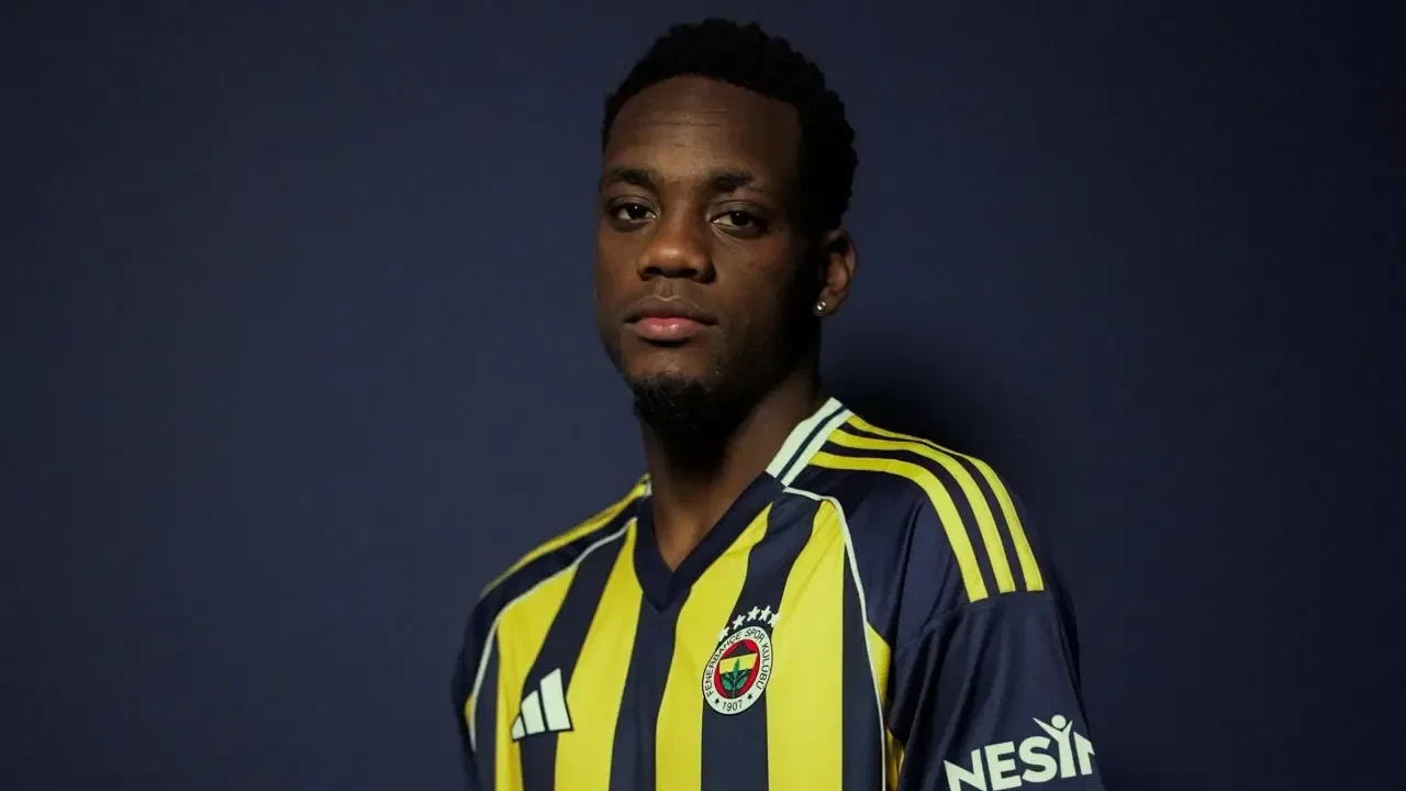 Galatasaray'dan Fenerbahçe'ye çifte çalım! 2 yıldız isim için operasyon başladı