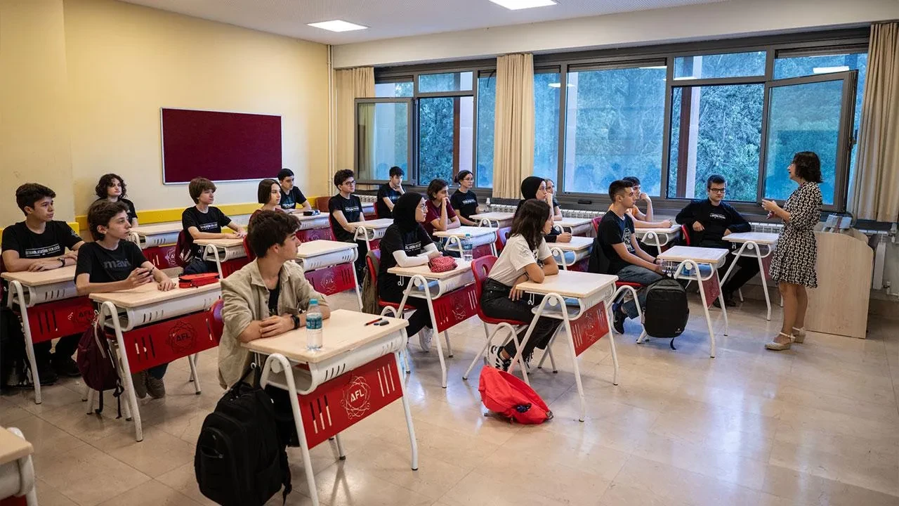 Lise taban puanları 2026 illere göre tablo tablo! LGS lise taban puanları, kontenjanlar ve yüzdelik dilimler açıklandı mı? İstanbul, Ankara, Eskişehir, ,Antalya, Sakarya, Samsun, Kocaeli…