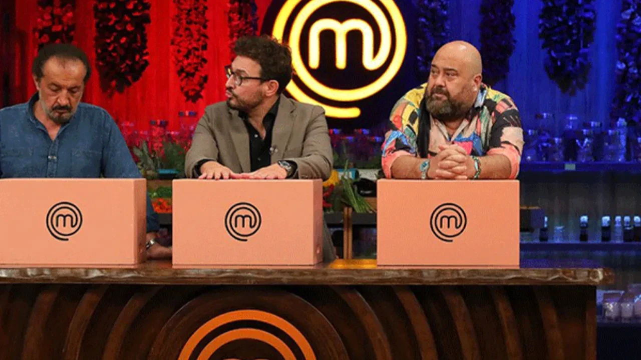 MasterChef’te bir üst tura çıkan Tolgahan Özden kimdir, ne iş yapıyor? MasterChef’te rakiplerini eleyen Tolgahan Özden aslen nereli?