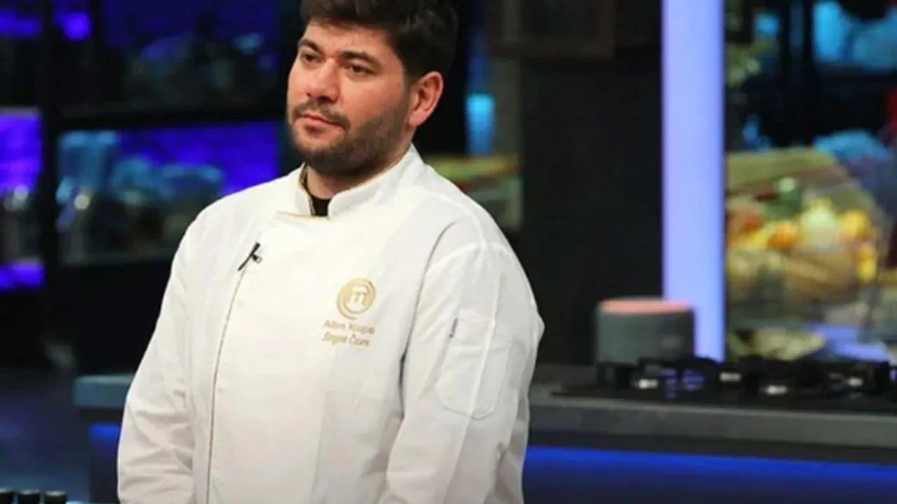 MasterChef’te bir üst tura çıkan Tolgahan Özden kimdir, ne iş yapıyor? MasterChef’te rakiplerini eleyen Tolgahan Özden aslen nereli?