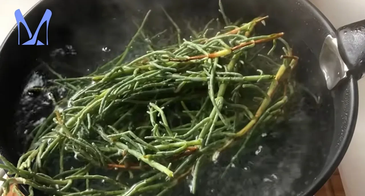 Restoran usulü deniz börülcesi salatasının sırrı! İş sosta bitiyor