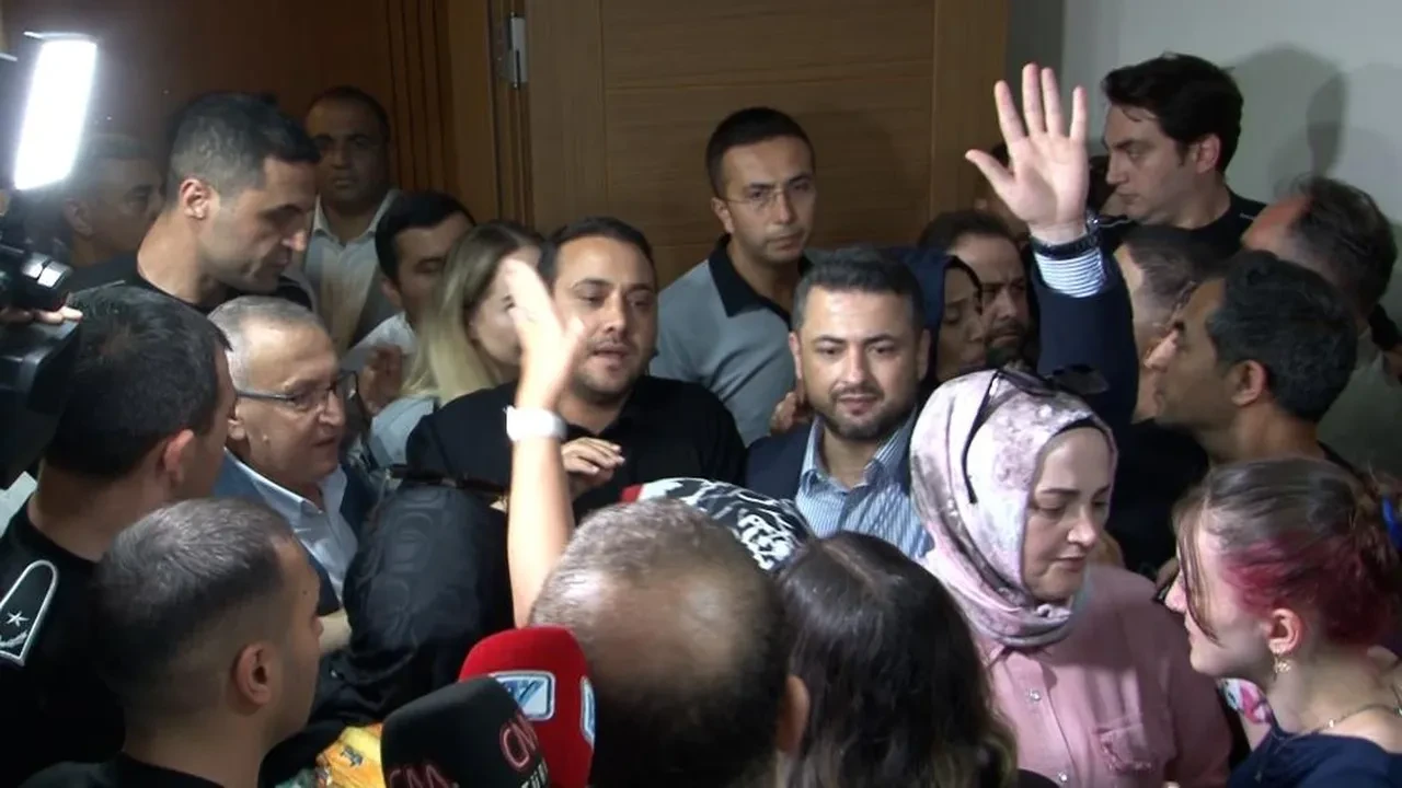 'Tiyatro' ve 'Şehit mi varmış' sözleri meclisi karıştırdı: 100 kişilik şehit yakınından CHP'li üyeye sert tepki