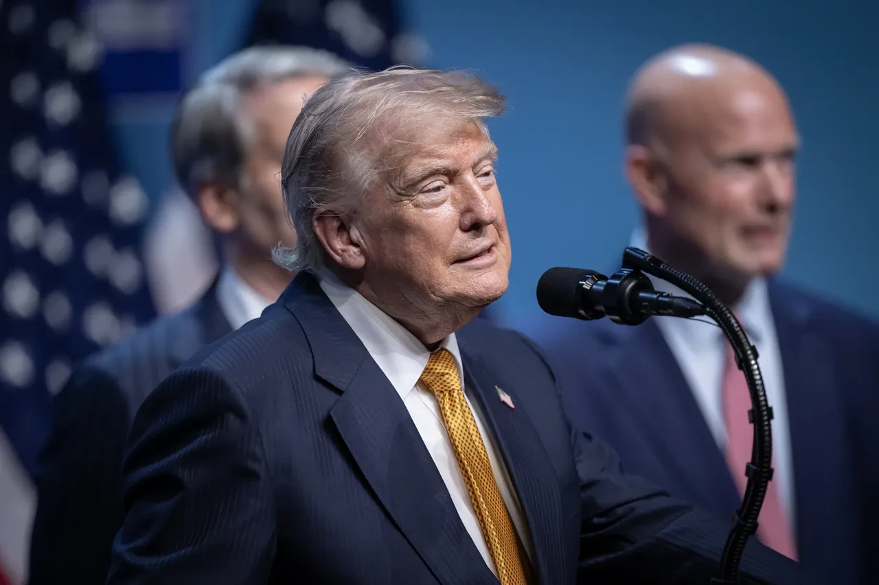 Trump'tan Türkiye dönüşünde son dakika kararı: Eski uçağa geçti, Katar'ın hediyesi tartışıldı
