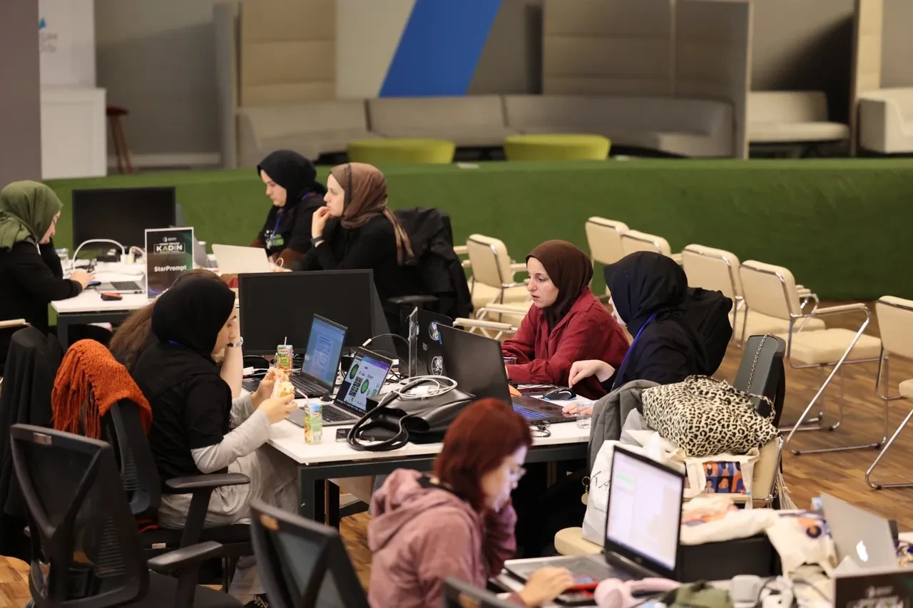 Yapay Zekâda Kadın Hackathonu’nda kazananlar belli oldu