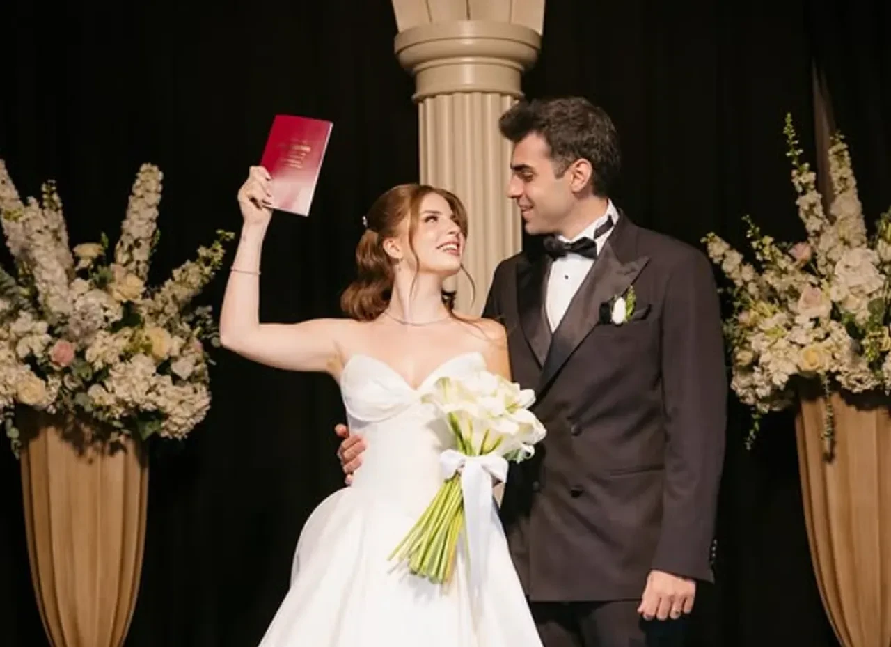Zeynep Özkaya ve Gizem Güven paylaştı, sosyal medya nostaljiye boğuldu! Çilek ve Ceren'den özlenen flashback