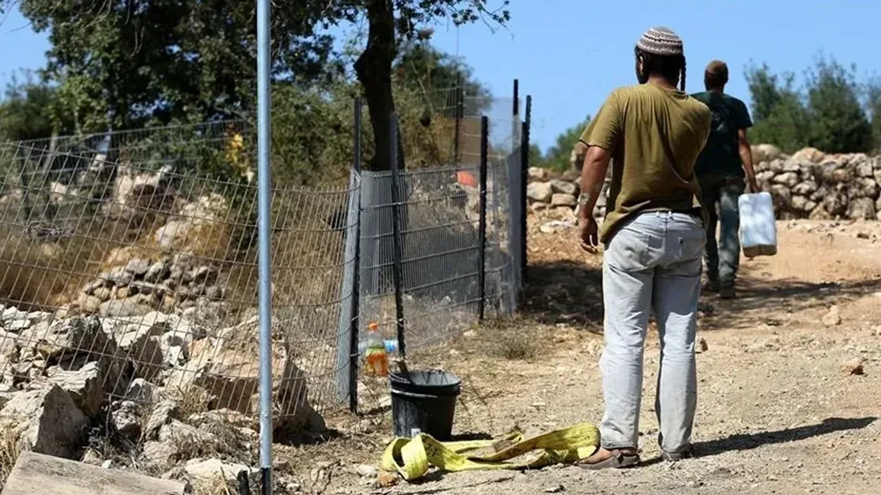 ABD Kongre Üyesi Khanna işgalci İsrailliler tarafından alıkonuldu: Filistinlilerin her gün ne hissettiğini düşünün