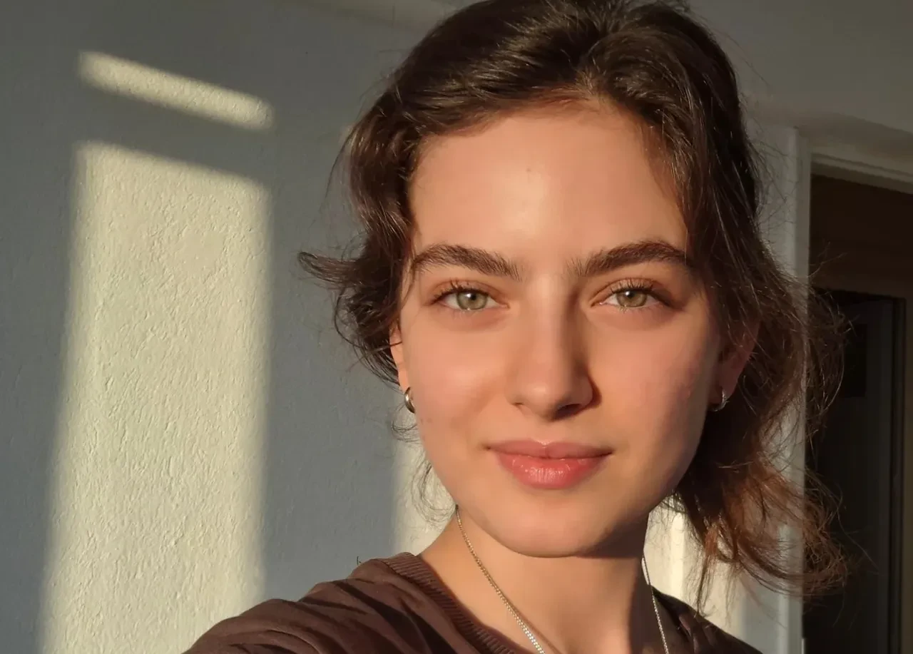 Ava Yaman güzelliğiyle mest etti! Taşacak Bu Deniz'in Eleni'sinden makyajlı sürpriz paylaşım