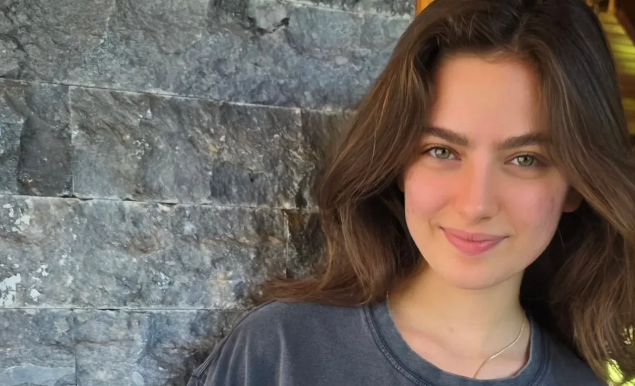 Ava Yaman güzelliğiyle mest etti! Taşacak Bu Deniz'in Eleni'sinden makyajlı sürpriz paylaşım
