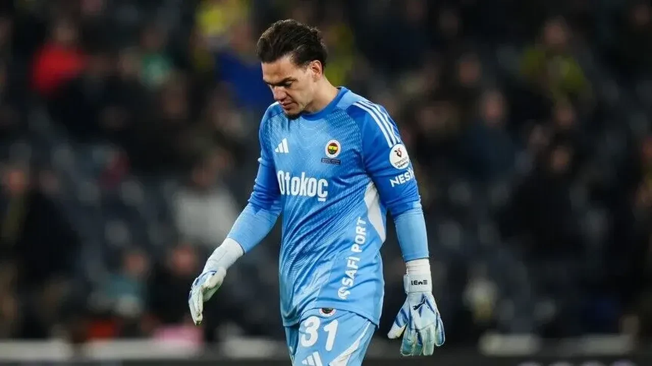 Fenerbahçe'de kaleci operasyonu: Ederson giderse alternatifi hazır! Sosyal medyadan takibe aldı