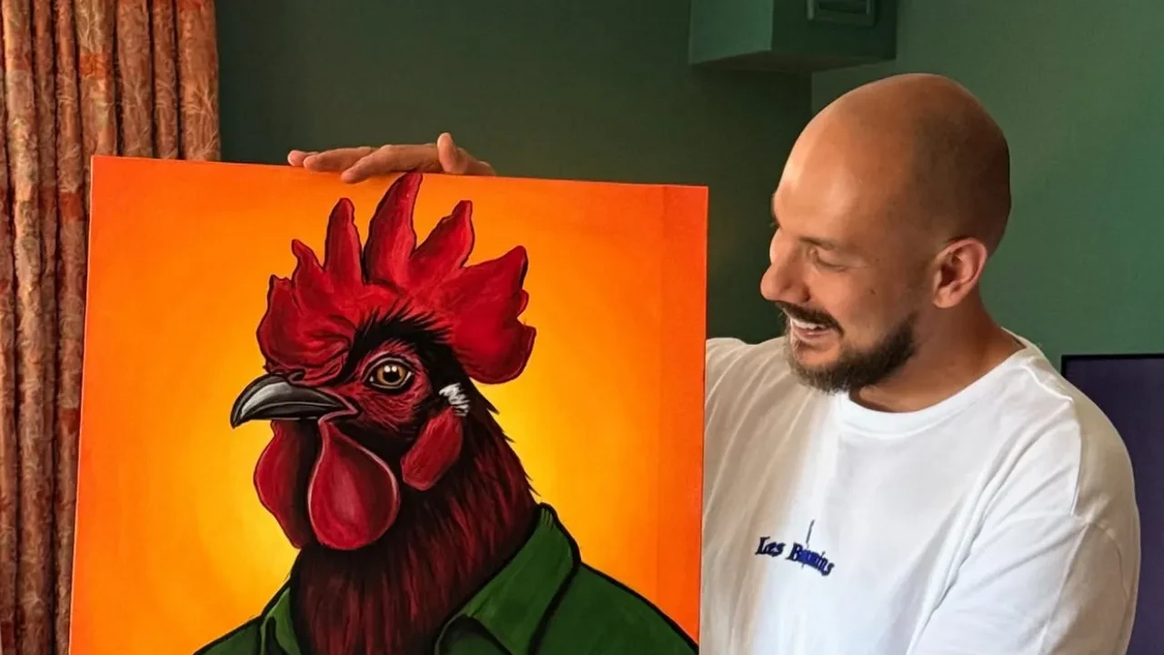 Foşur foşur temizlik videolarıyla tanınan Cem Özkök'ten duygulandıran paylaşım! Çocukluk fotoğrafı gündem oldu