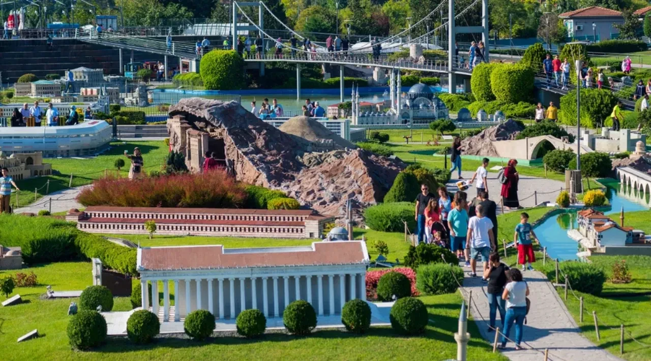 Hafta sonu çocuklarınızı da alıp gezebileceğiniz İstanbul’daki en iyi tarihi yerler 2026 