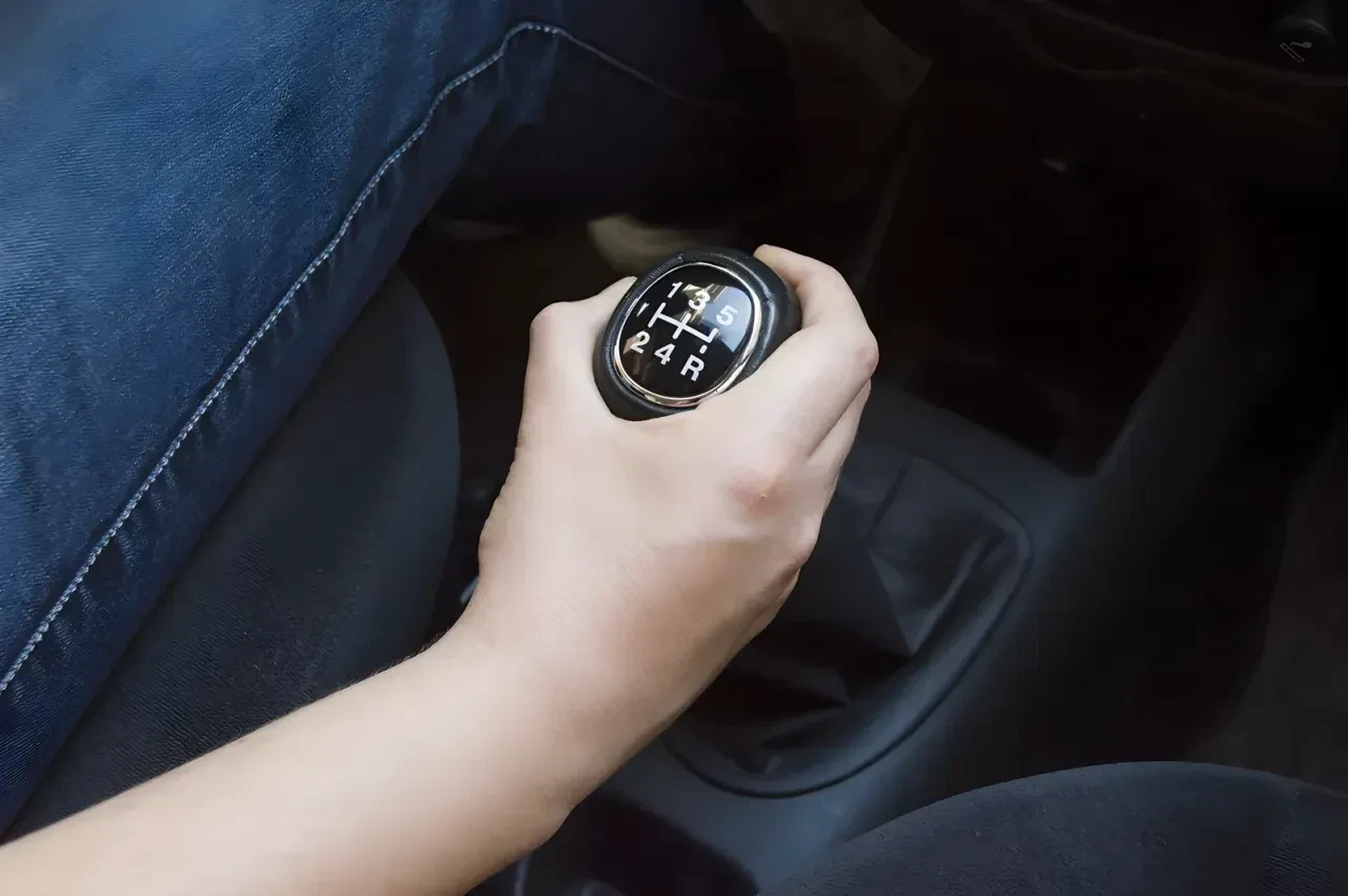 Subaru manuel şanzıman geri dönüyor! Efsanevi 6 vites yeniden yollara çıkacak