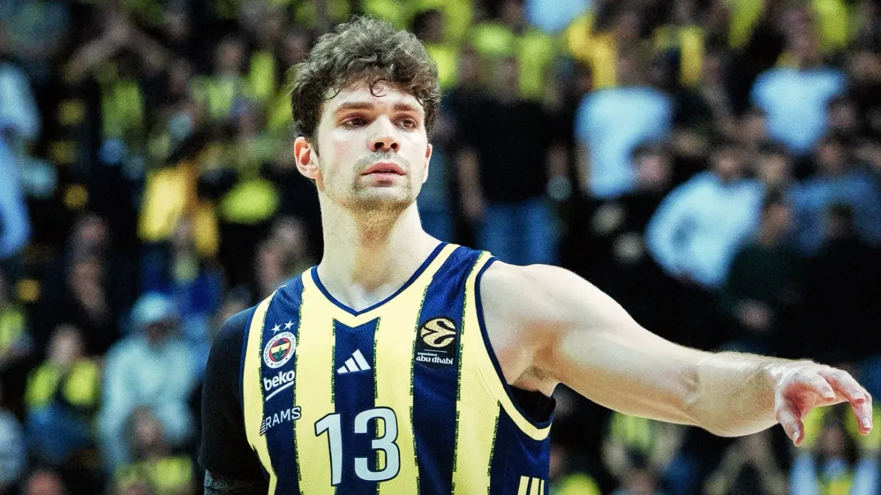 Tarık Biberovic, NBA ekibi Dallas Mavericks'e transfer oldu