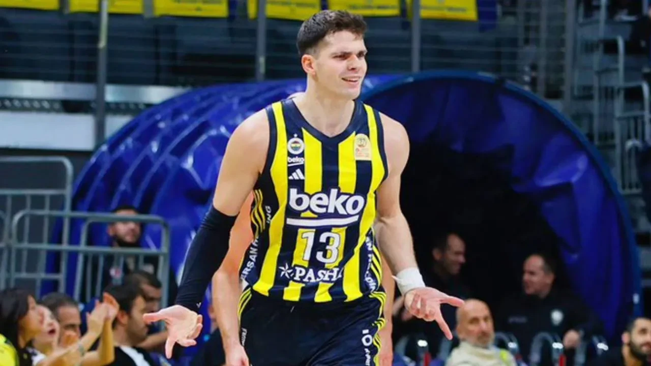Tarık Biberovic, NBA ekibi Dallas Mavericks'e transfer oldu