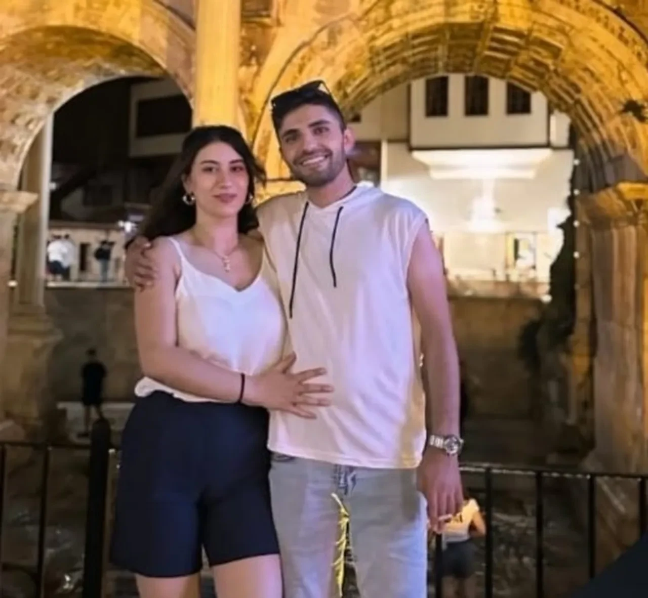Aile ziyareti dönüşü katliam gibi kaza: Anne ve baba öldü, bebek yaşam savaşı veriyor