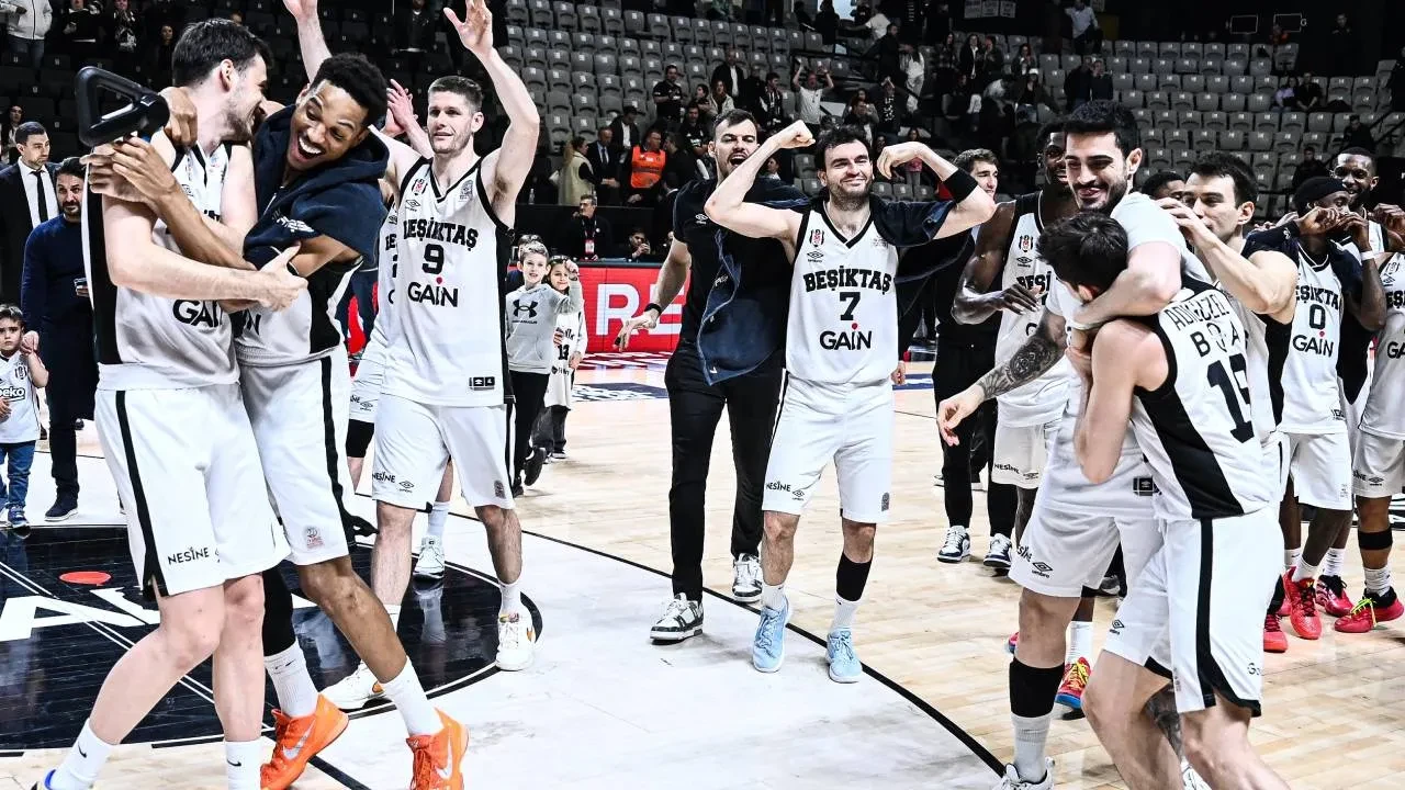Beşiktaş bir transferi daha açıkladı! Siyah-beyazlılar sosyal medyadan paylaştı