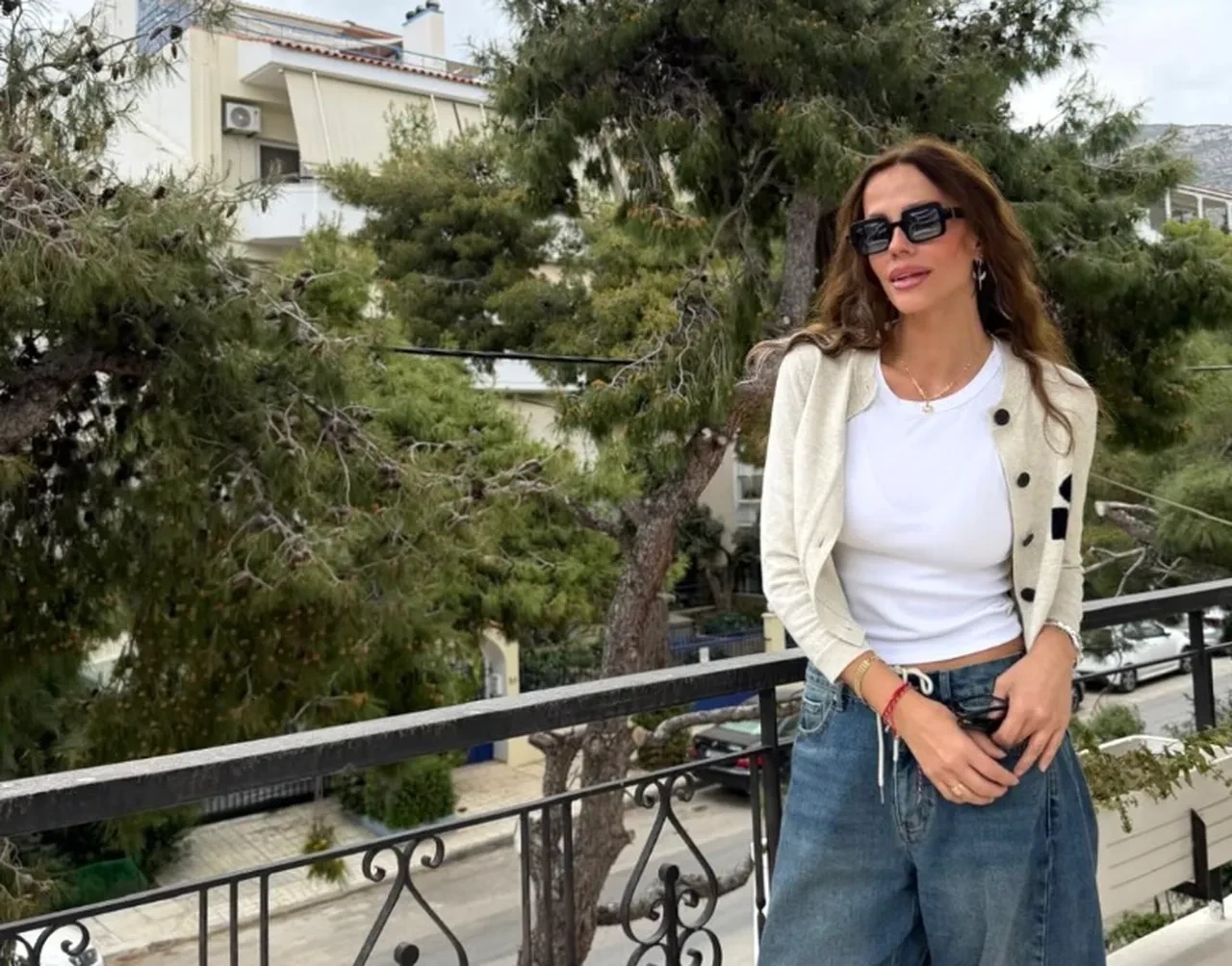 Demet Özdemir'in ablası Derya Özdemir kimdir? Derya Özdemir evli mi? Kaç yaşında? Derya Özdemir mesleği nedir?