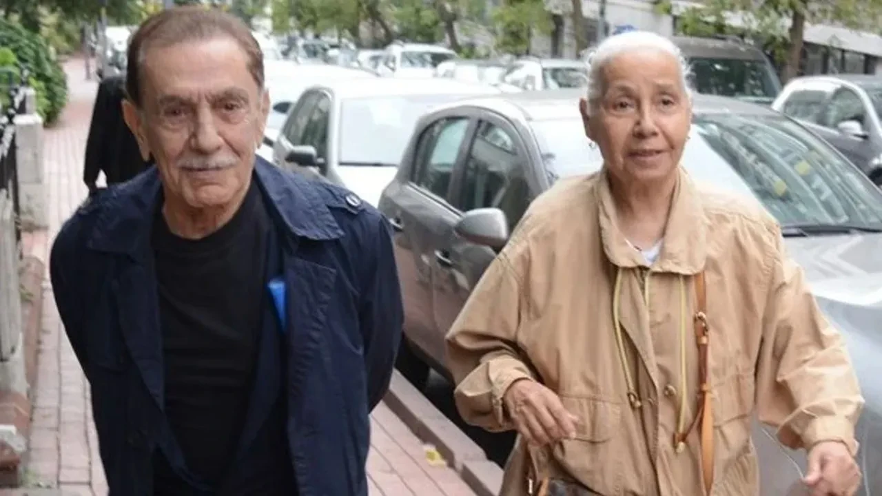 Aydemir Akbaş’ın eşi Beyhan Benek Akbaş hayatını kaybetti!