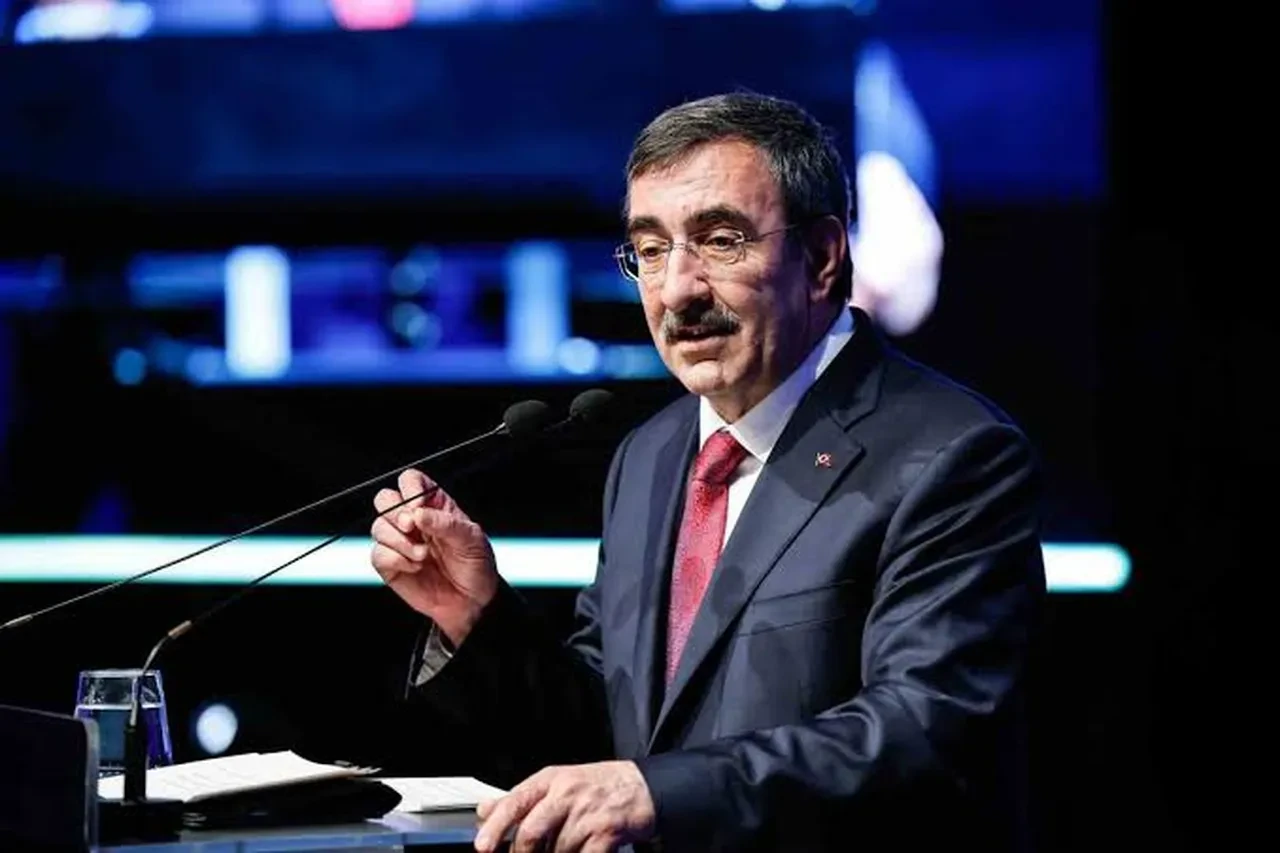 Cevdet Yılmaz'dan enflasyon mesajı! 2027 hedefi için rakam verdi