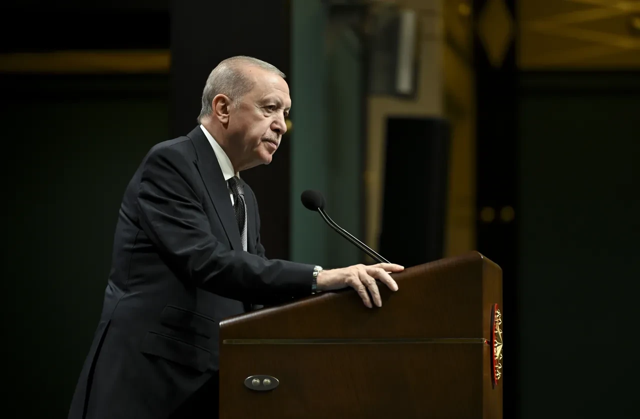 Cumhurbaşkanı Erdoğan'dan kabine sonrası önemli mesajlar: 1 trilyon TL'lik dev kredi müjdesini duyurdu