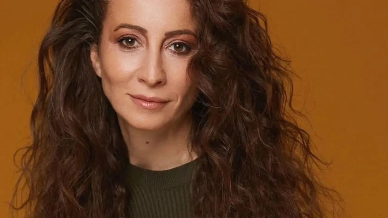 Halef'in Sevdesi'nden yeni proje! Sezin Bozacı ‘Eski Masal’ dizisinin kadrosunda!