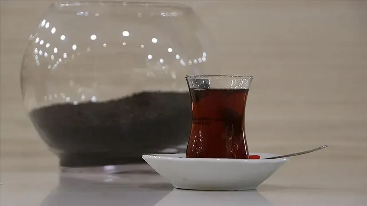 İki çay markasında boya tespit edildi! Ticaret Bakanlığı ifşa listesi sonrası gündemde